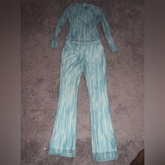 Two piece Hilary super down set - Picture 3 of 5